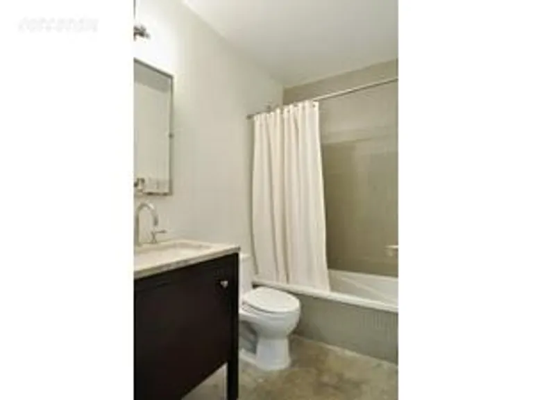New York City Real Estate | View 212 East 47th Street, 16A | room 4 | View 5