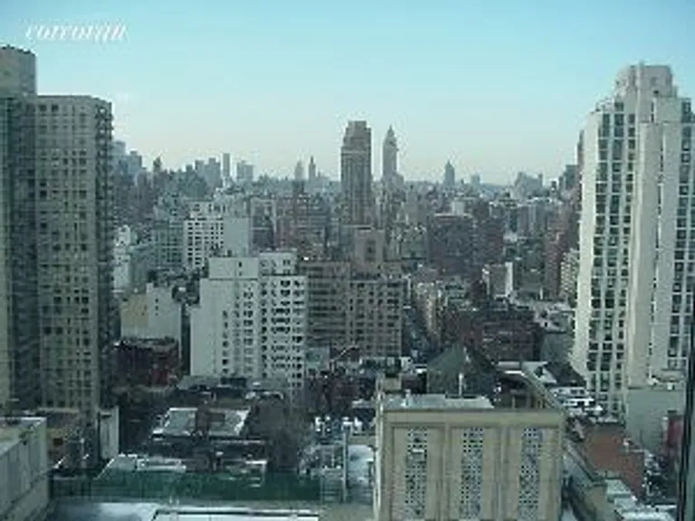 New York City Real Estate | View 404 East 76th Street, 27B | room 2 | View 3