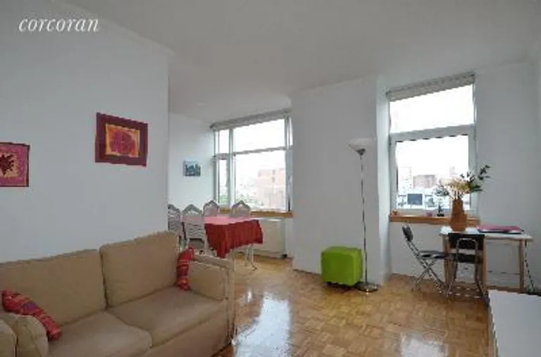 New York City Real Estate | View 404 East 76th Street, 9D | 1 Bed, 1 Bath | View 1
