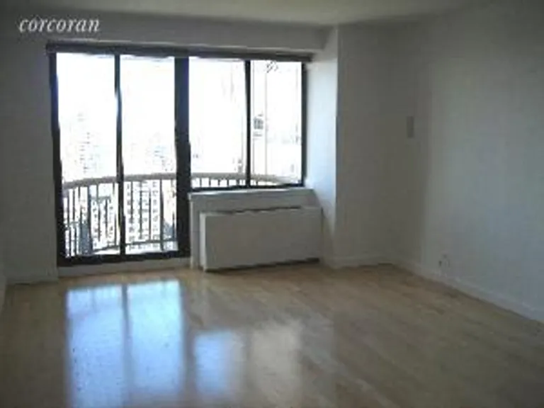 New York City Real Estate | View 45 East 25th Street, 36A | room 1 | View 2