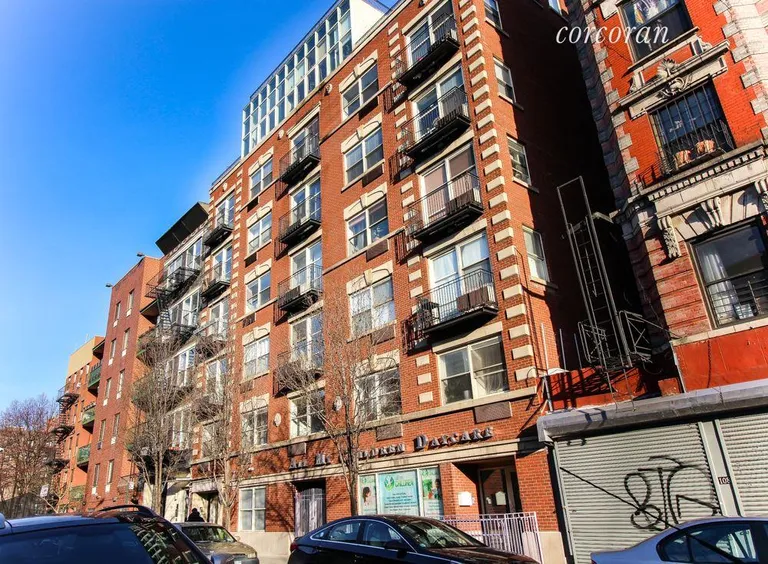 New York City Real Estate | View 201 West 17th Street, 9C | room 8 | View 9