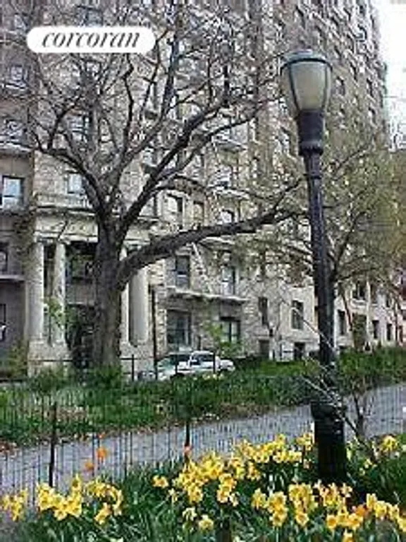 New York City Real Estate | View 214 Riverside Drive, 413 | room 7 | View 8