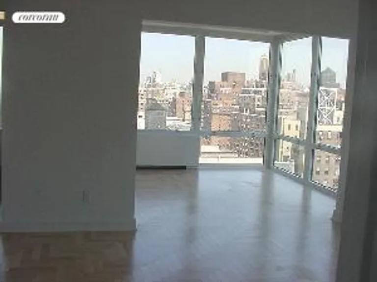 New York City Real Estate | View 220 Riverside Boulevard, 20D | room 11 | View 12