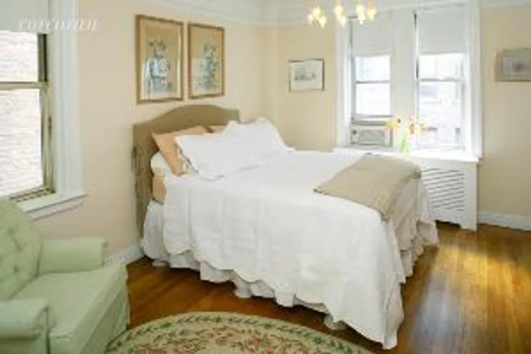 New York City Real Estate | View 11 West 69th Street, 5C | room 2 | View 3