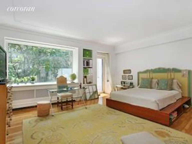New York City Real Estate | View 16 East 63rd Street, 5 | room 1 | View 2