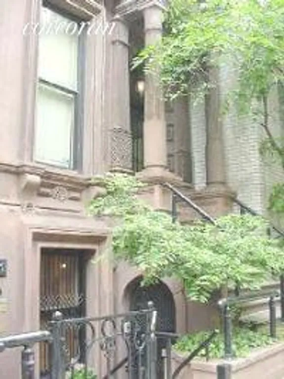New York City Real Estate | View 16 East 63rd Street, 5 | room 4 | View 5
