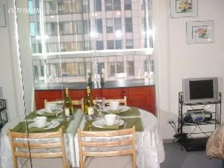 New York City Real Estate | View 146 West 57th Street, 32N | room 2 | View 3