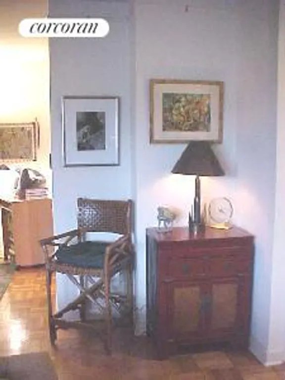 New York City Real Estate | View 20 East 9th Street, 10L | room 8 | View 9