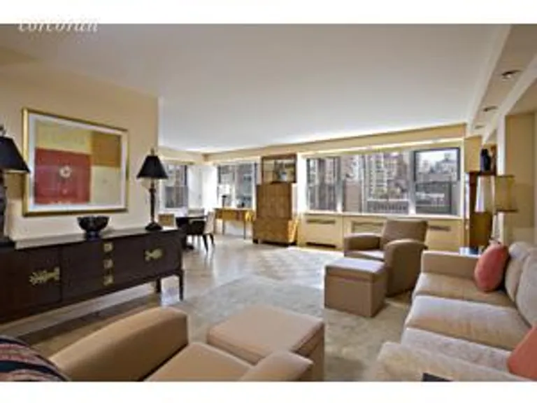 New York City Real Estate | View 155 East 76th Street, 12D | room 1 | View 2