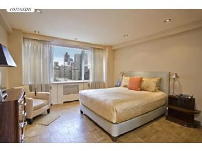 New York City Real Estate | View 155 East 76th Street, 12D | room 3 | View 4