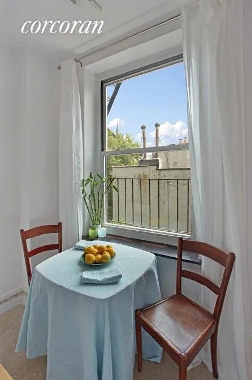 New York City Real Estate | View 263 Clinton Street, 3 | Breakfast Nook | View 12