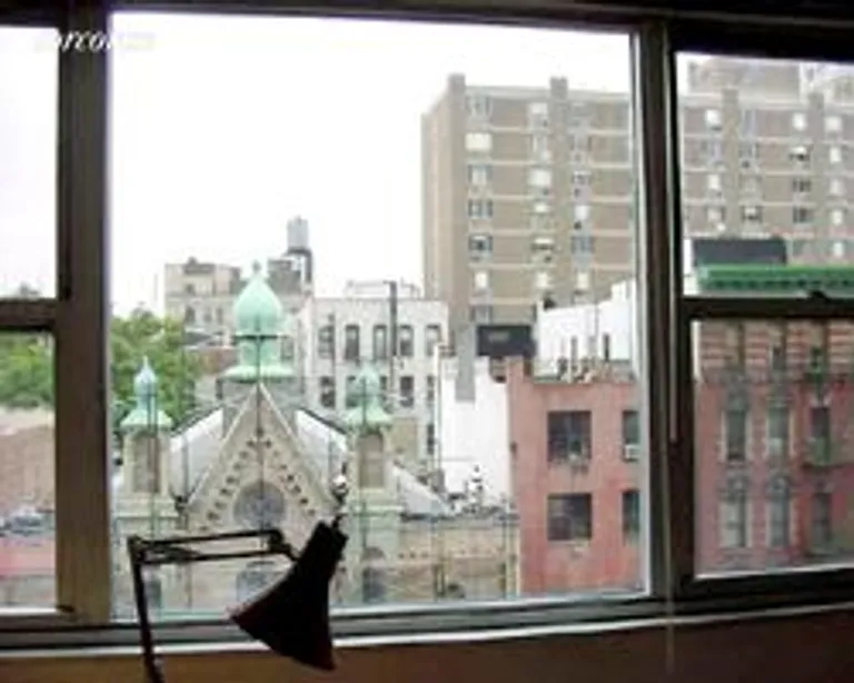 New York City Real Estate | View 333 East 14th Street, 7J | 1 Bed, 1 Bath | View 1