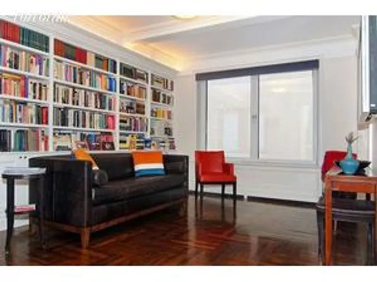 New York City Real Estate | View 38 East 85th Street, 6A | Library | View 2