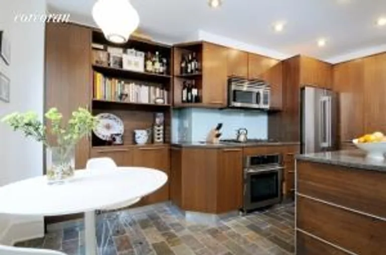 New York City Real Estate | View 175 West 93rd Street, 2J | room 1 | View 2