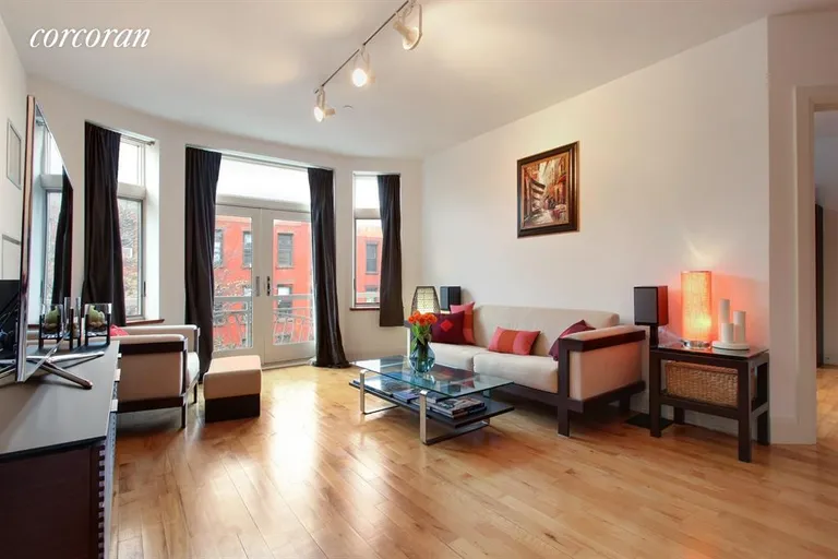 New York City Real Estate | View 675 Sackett Street, 309 | 2 Beds, 2 Baths | View 1
