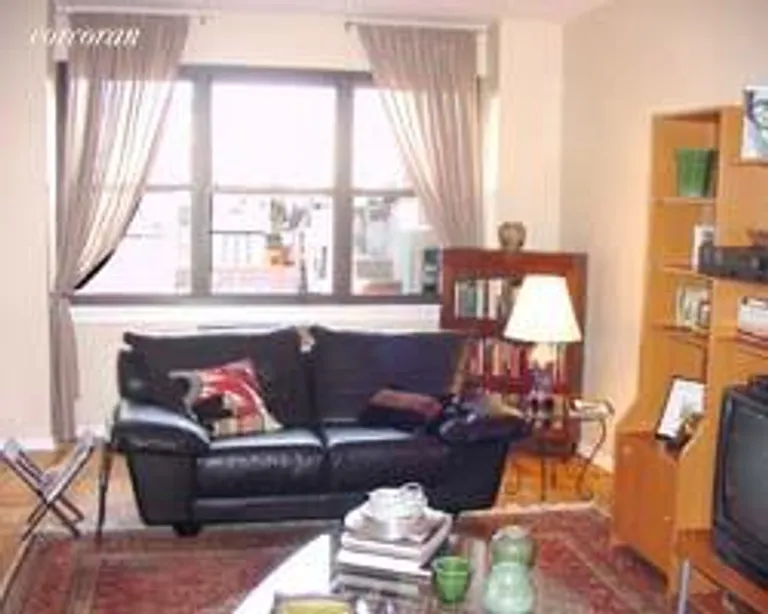 New York City Real Estate | View 11 Riverside Drive, 9UW | 1 Bed, 1 Bath | View 1