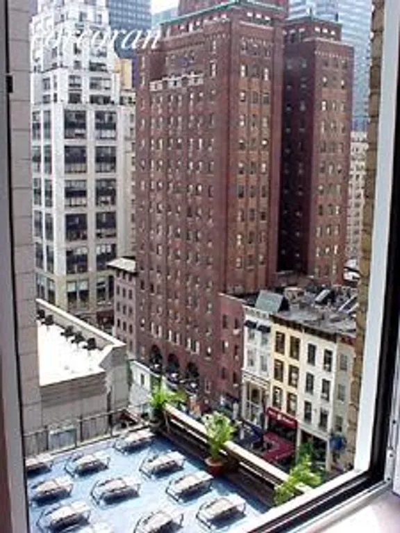 New York City Real Estate | View 465 Park Avenue, 11E | room 1 | View 2