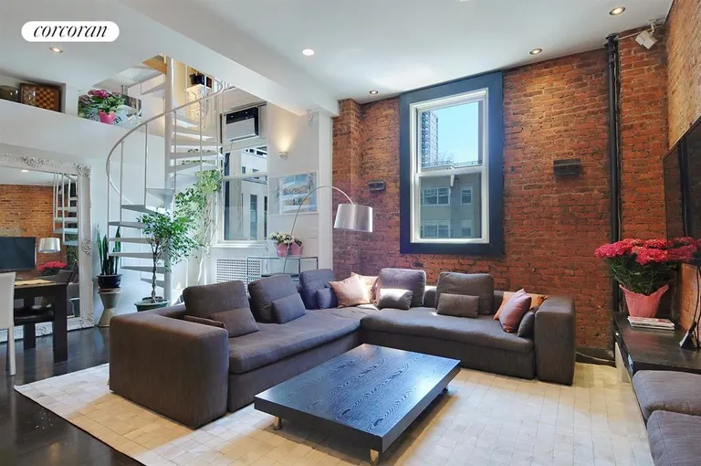 New York City Real Estate | View 4 Lexington Avenue, 8B | 1 Bed, 1 Bath | View 1