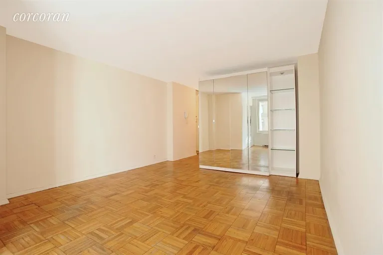 New York City Real Estate | View 1160 Third Avenue, 8F | Living Room. | View 2