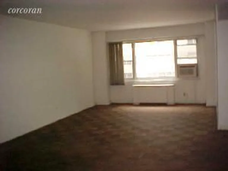 New York City Real Estate | View 100 West 57th Street, 4H | room 1 | View 2