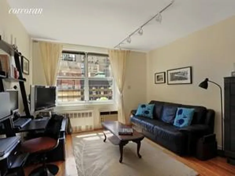 New York City Real Estate | View 345 East 54th Street, 5E | 1 Bath | View 1