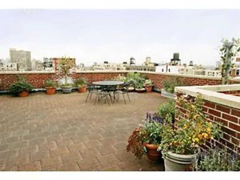 New York City Real Estate | View 250 West 103rd Street, 14C | room 1 | View 2