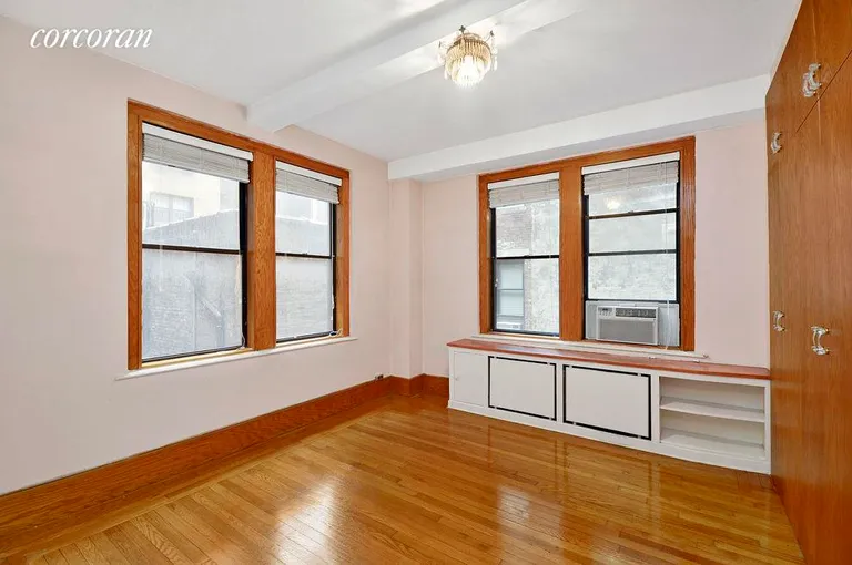 New York City Real Estate | View 45 Fifth Avenue, 3C | 1 Bed, 1 Bath | View 1