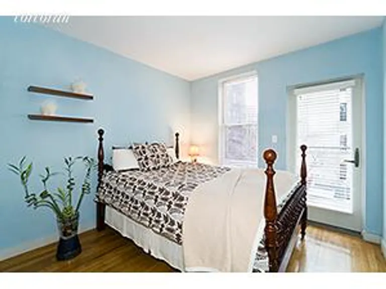 New York City Real Estate | View 381 Broome Street, 4 | room 2 | View 3