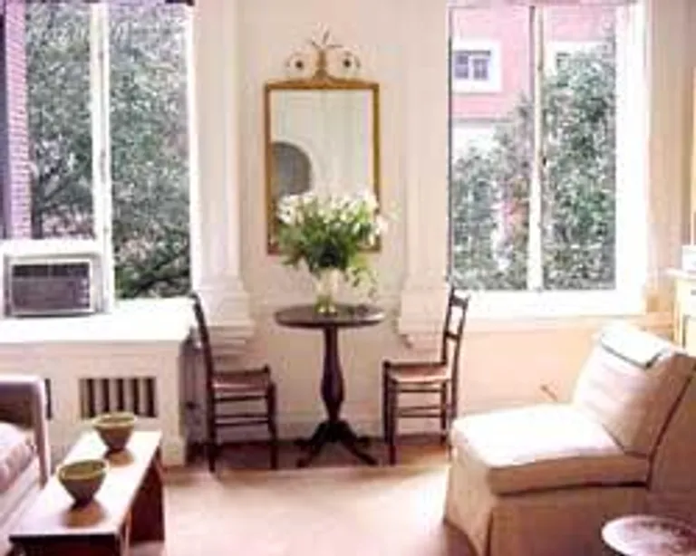 New York City Real Estate | View 10 East 95th Street, 5 | 1 Bath | View 2