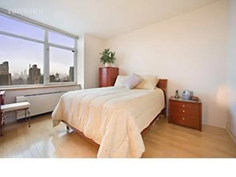 New York City Real Estate | View 1760 Second Avenue, 24B | room 1 | View 2
