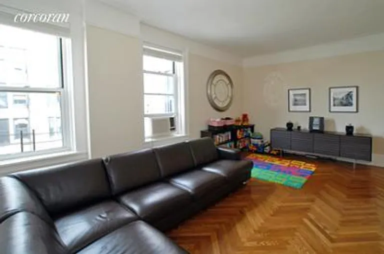 New York City Real Estate | View 465 West End Avenue, 12D | room 2 | View 3