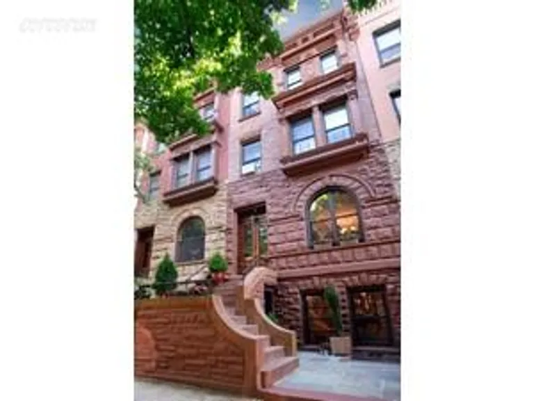 New York City Real Estate | View 104 Lincoln Place | View 1