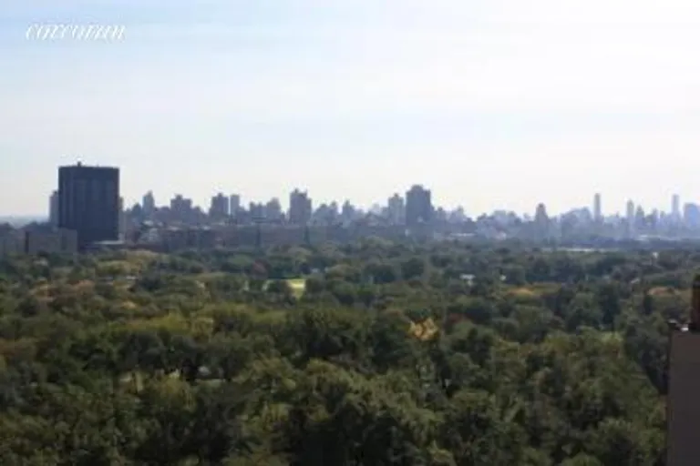 New York City Real Estate | View 455 Central Park West, 21A | room 6 | View 7