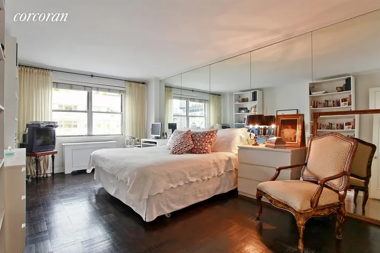 New York City Real Estate | View 101 West 12th Street, 16M | Bedroom | View 2