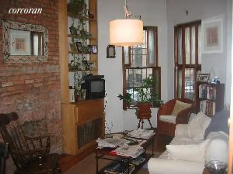 New York City Real Estate | View 11 Lincoln Place, 1R | room 2 | View 3