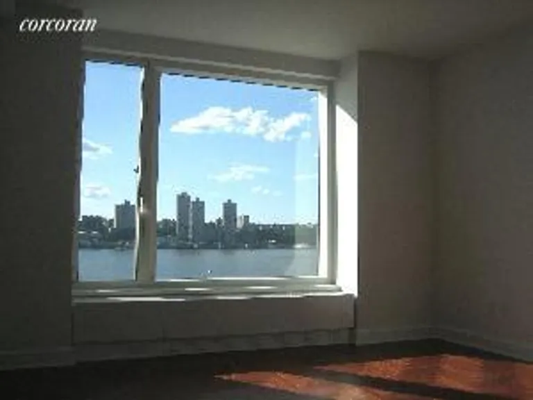 New York City Real Estate | View 240 Riverside Boulevard, 6D | room 1 | View 2
