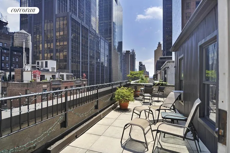 New York City Real Estate | View 142 East 49th Street, PHN | Huge private terrace | View 4