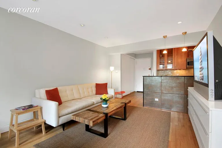 New York City Real Estate | View 229 East 28th Street, 5D | 229 E 28 #5D, NY (2LivingBack) | View 4