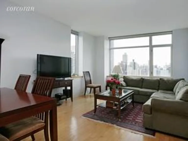 New York City Real Estate | View 1760 Second Avenue, 25B | 2 Beds, 2 Baths | View 1