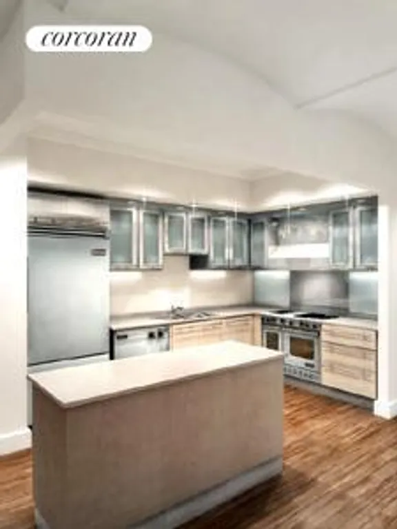 New York City Real Estate | View 43 West 64th Street, PH12B | room 4 | View 5