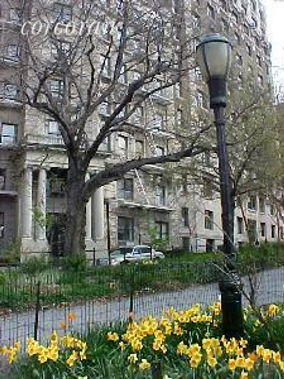 New York City Real Estate | View 214 Riverside Drive, 105 | 2 Beds, 2 Baths | View 1