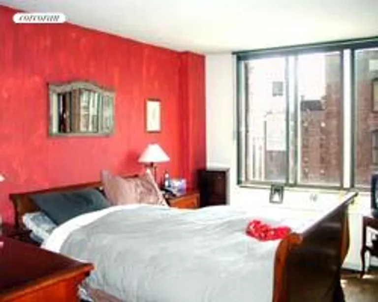 New York City Real Estate | View 5 East 22nd Street, 16C | room 3 | View 4