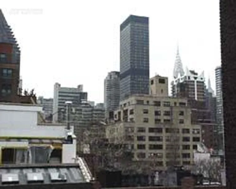 New York City Real Estate | View 333 East 53rd Street, 8J | room 1 | View 2