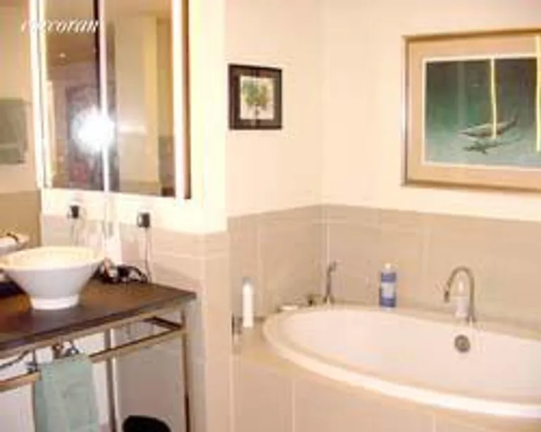 New York City Real Estate | View 28 Laight Street, 4C | room 1 | View 2