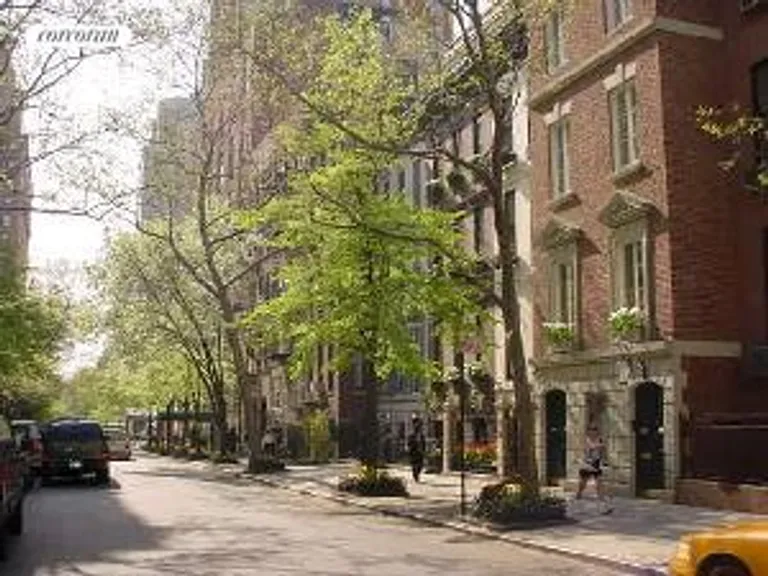 New York City Real Estate | View 166 East 78th Street, 3A | room 8 | View 9