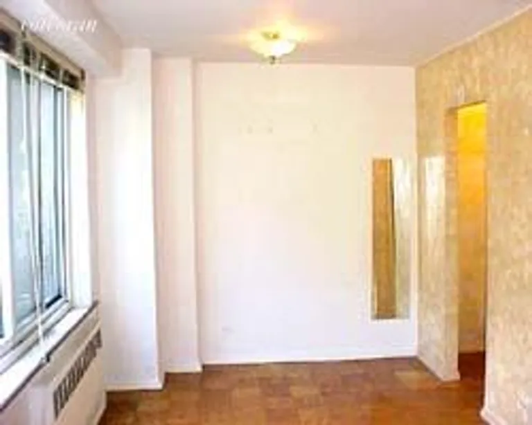 New York City Real Estate | View 400 Central Park West, 1E | room 1 | View 2
