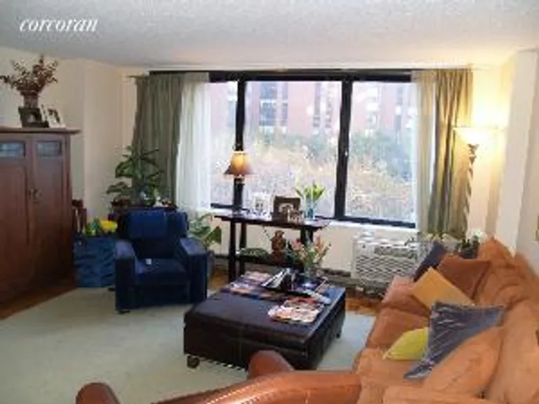 New York City Real Estate | View 1623 Third Avenue, 6J | room 2 | View 3