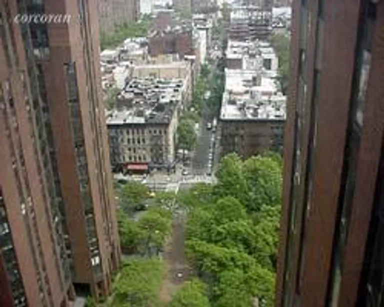 New York City Real Estate | View 1619 Third Avenue, 20C | room 2 | View 3