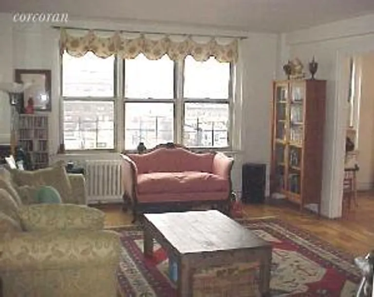 New York City Real Estate | View 123 West 74th Street, 9D | room 2 | View 3