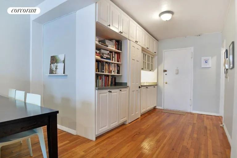 New York City Real Estate | View 211 East 18th Street, 4J | room 1 | View 2